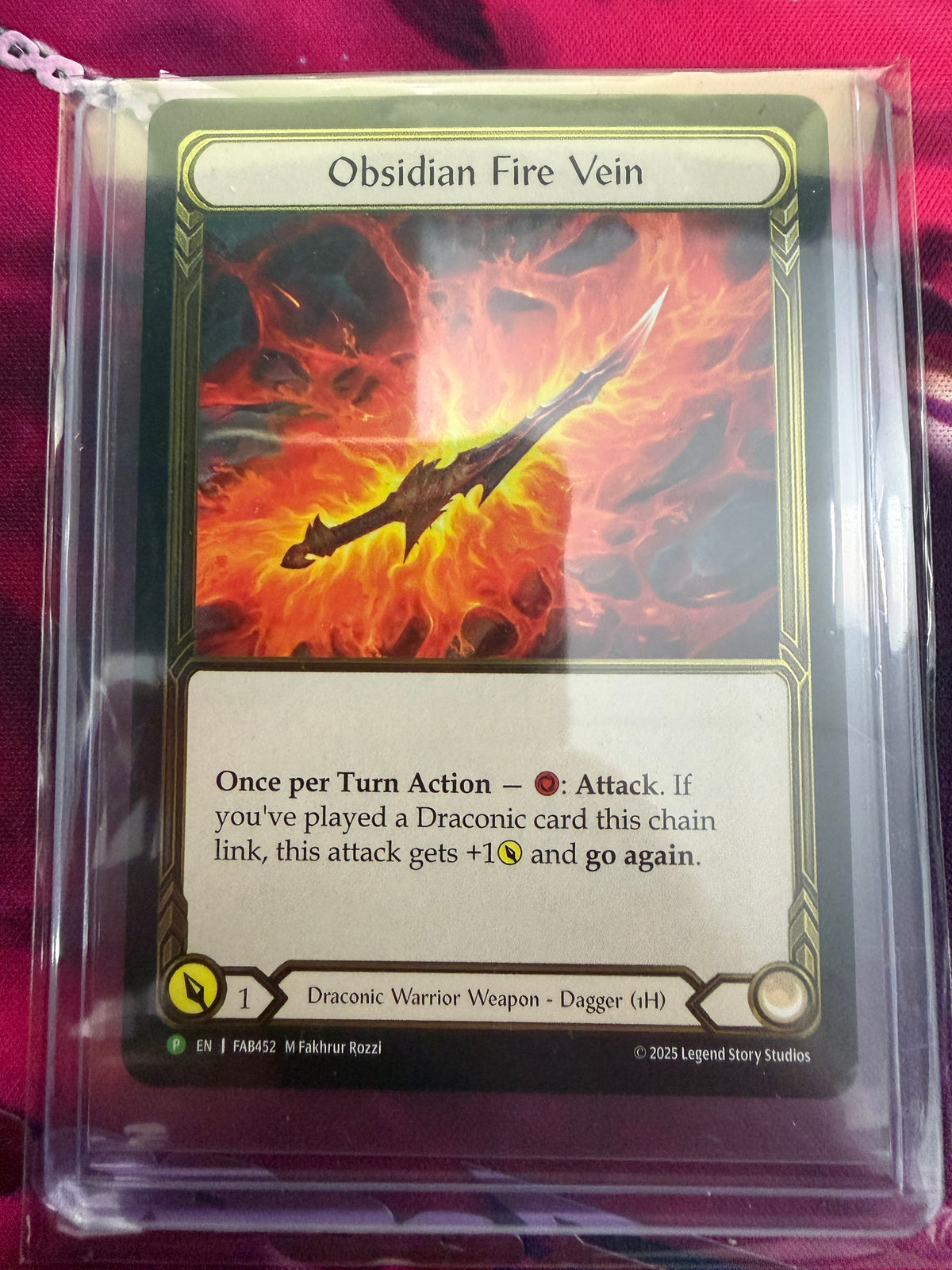 Obsidian Fire Vein (Golden) - FAB452 (FAB452)  Cold Foil